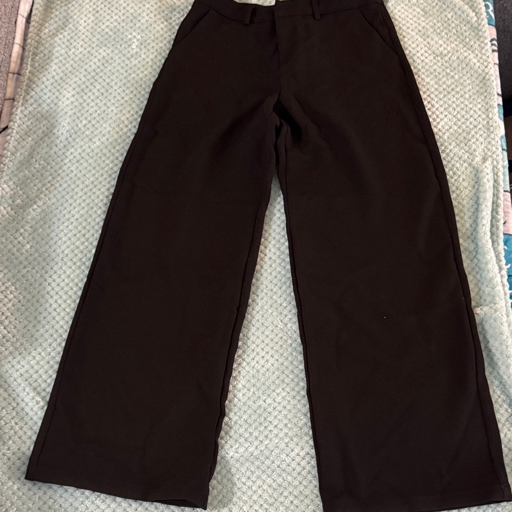Musera Women's Black trousers NWT size medium